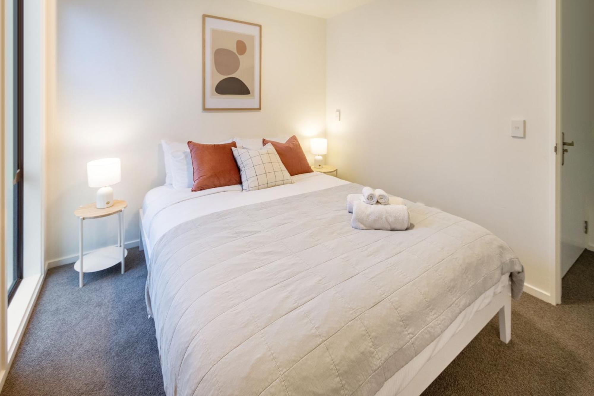 Warm Chch Apartment Park View & Garage Parking Крайстчърч Екстериор снимка
