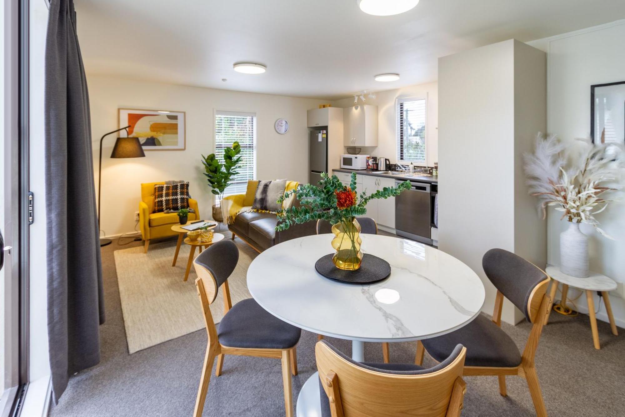Warm Chch Apartment Park View & Garage Parking Крайстчърч Екстериор снимка